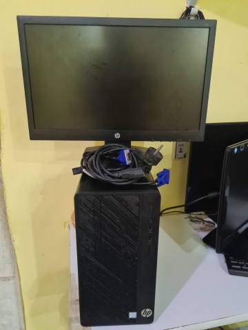 Venda Computador de mesa HP i3 7 geração