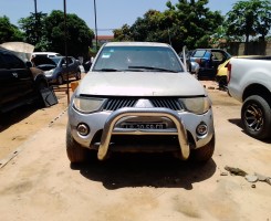 Comprar Mitsubishi L200