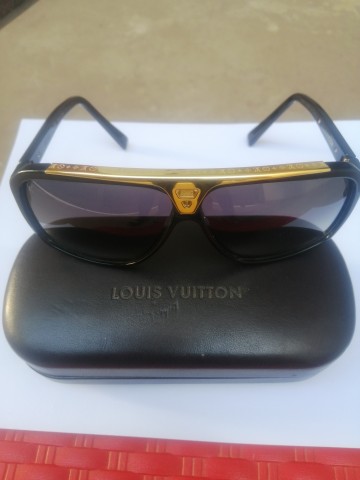 Venda Óculos De Sol Louis Vuitton Evidence Preto/Dourado Unissex - Original Seminovo