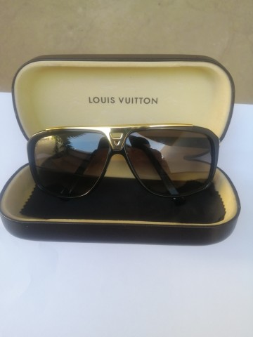 Venda Óculos De Sol Louis Vuitton Evidence Preto/Dourado Unissex - Original Seminovo