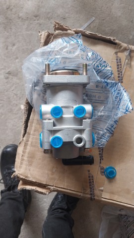 Venda Válvula do pedal para volvo FM