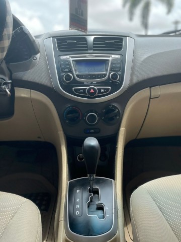 Venda Hyundai accent