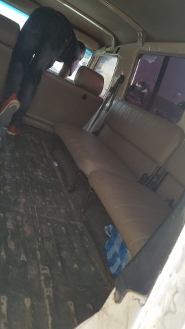 Venda Land Cruser Hz fechado
