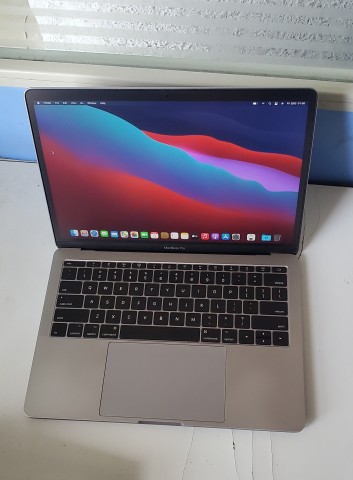 Venda Macbook Pro 13.3 retina 2017 i7 16 GB RAM