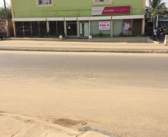 Comprar Vende-se Um Edifício de 1 andar