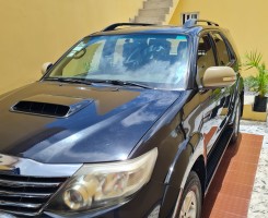 Comprar Vende-se Toyota Fortuner