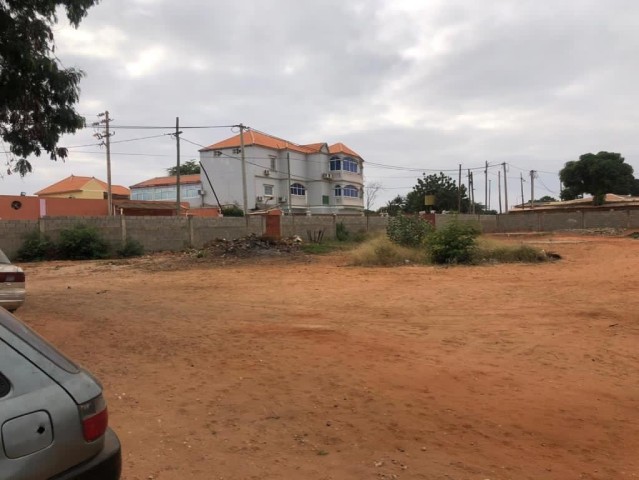 Venda Terreno à venda no Morro Bento, nas imediações da IMETRO