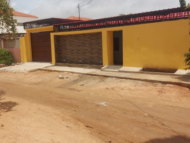 Venda VIVENDA V3, NO CAMAMA, PROXIMO AO HOSPITAL GERAL
