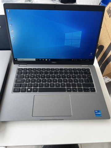 Venda Portáteis Dell i5 11a geração 8GB RAM 256GB SSD Novos selados