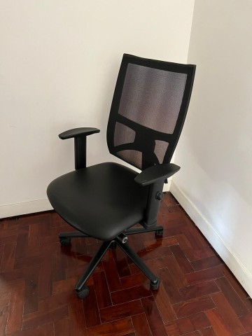 Venda 2 Cadeiras de escritório pretas
