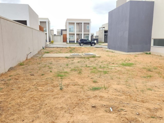 Venda Luxuosa vivenda V5 dúplex, na urbanização Boa Vida na via expressa, totalmente nova nunca antes habitada