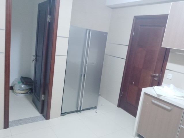 Venda Apartamento T3 mobilado no condomínio Clássicos do Sul/Benfica