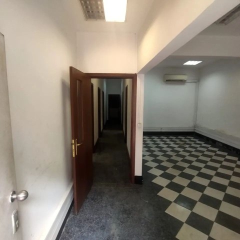 Venda Moradia de tipologia T8 com anexo, no Kinaxixi, centro da Cidade