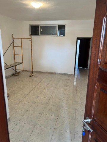 Venda Vende-se apt T2 ingombota (Coqueiros)