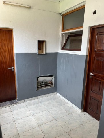Venda Vende-se apt T2 ingombota (Coqueiros)