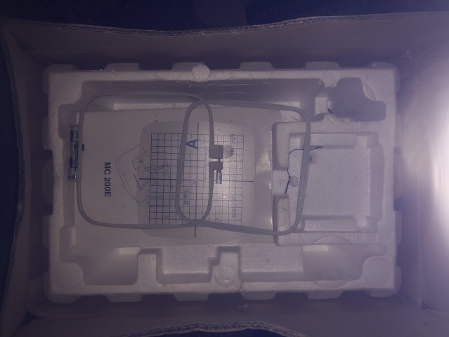 Venda Máquina de costurar automática