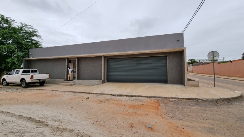 Venda Vivenda V5 no bairro Bem-vindo (inacabada)