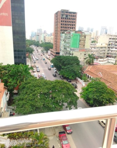 Venda Edifício novo na Maianga