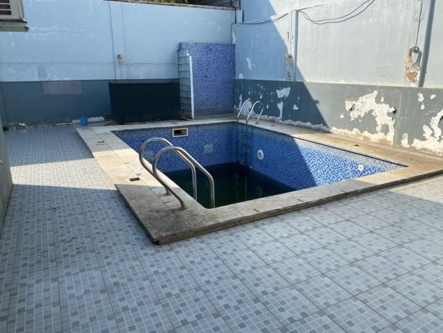Venda Excelente Vivenda T4, na Urbanização Nova Vida/Projecto Nova Vida
