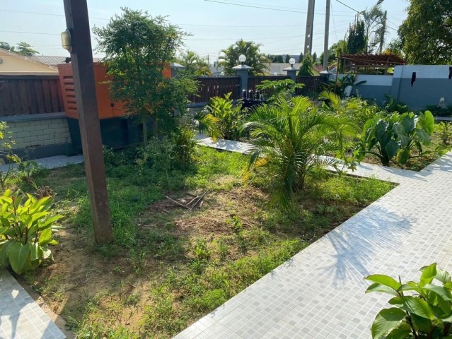 Venda Excelente Vivenda T4, na Urbanização Nova Vida/Projecto Nova Vida