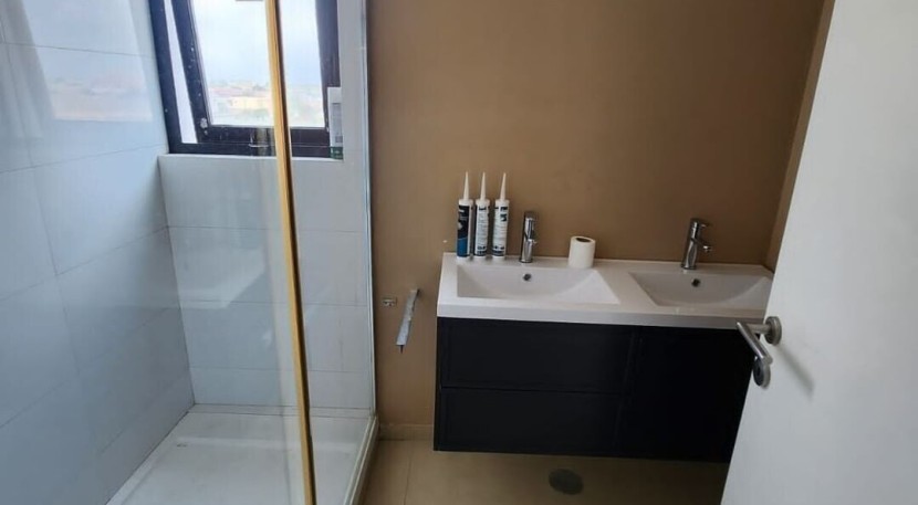 Venda Apartamento T3, no condomínio Boulevard, na via principal do Patriota (Pago na totalidade)