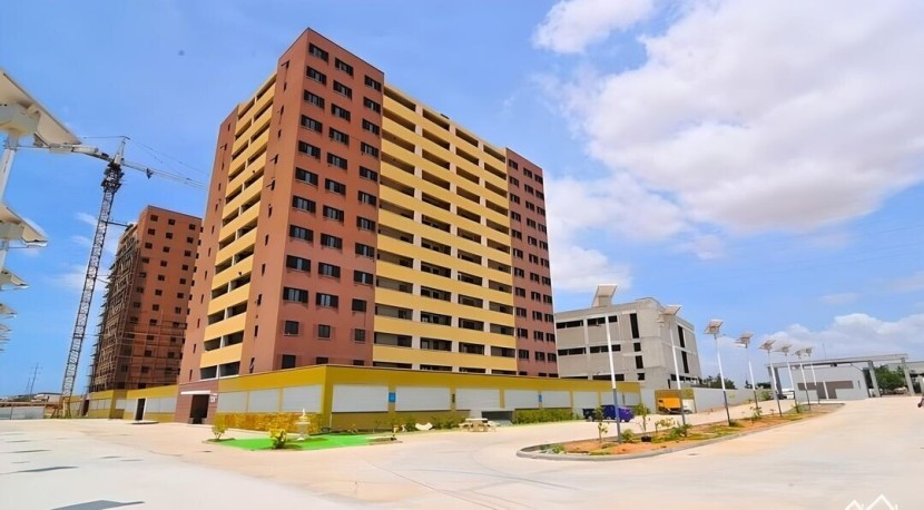 Venda Apartamento T3, no condomínio Boulevard, na via principal do Patriota (Pago na totalidade)