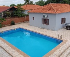 A venda Excelente Vivenda T3+2 (mobiliada), no Patriota, rua asfaltada, 1ª fas...