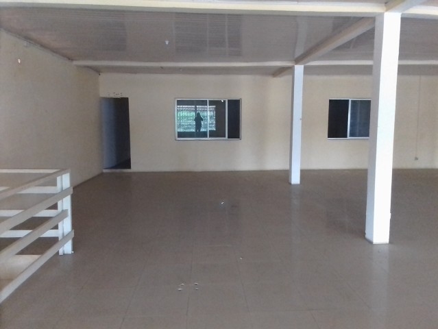 Venda Armazém com 1 andar