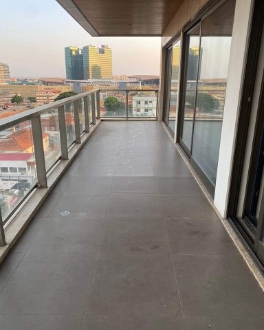 Venda APARTAMENTO T2 NO EDIFÍCIO SOLAR DE ALVALADE, BAIXA DA CIDADE DE LUANDA