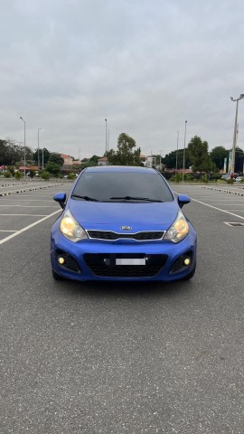 Venda Kia Rio genuíno da imporáfrica