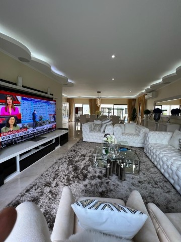 Venda Luxuosa Vivenda no Nova Vida, Projecto Nova Vida