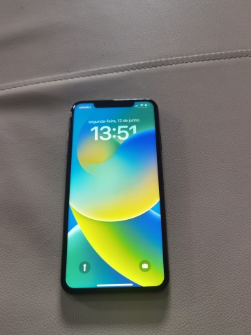 Venda Iphone XS Max de 64Gb