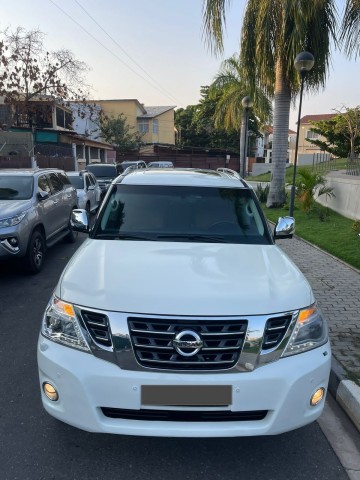 Venda Nissan Patrol Branco extremamente limpo