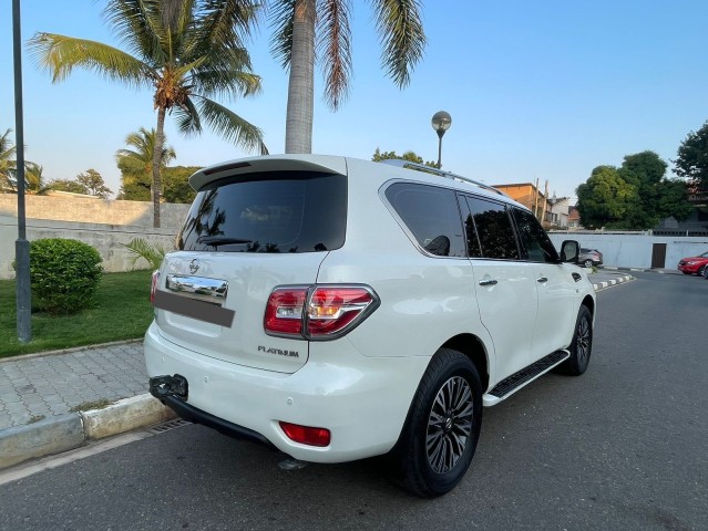 Venda Nissan Patrol Branco extremamente limpo