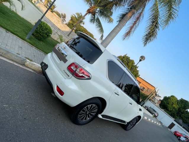 Venda Nissan Patrol Branco extremamente limpo
