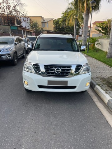 Venda Nissan Patrol Platinium da TDA V8 NOVINHO !!