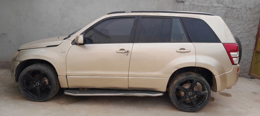 Venda Suzuki Grand Vitara v6