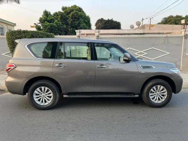 Venda PATROL FULL OPTION (2018)