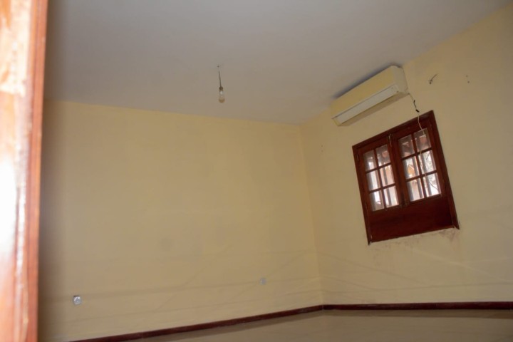 Venda Moradia T3 Duplex com Anexo - Ideal para Escritório e Habitação