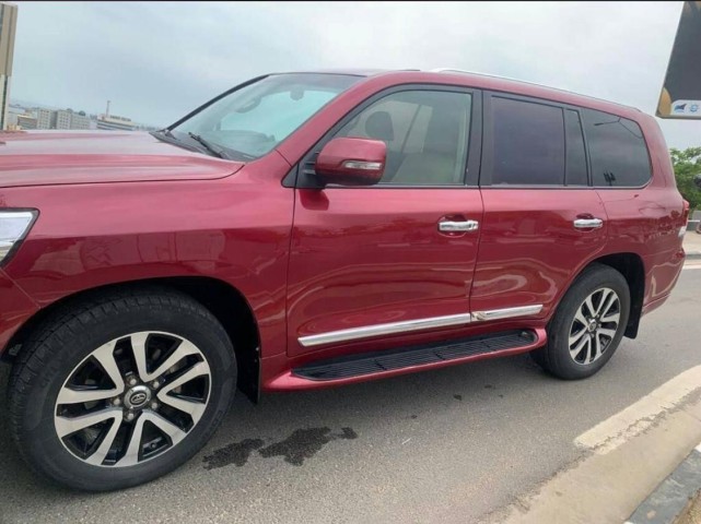 Venda TOYOTA LAND CRUISER GXR ACTUALIZADO Duas chaves