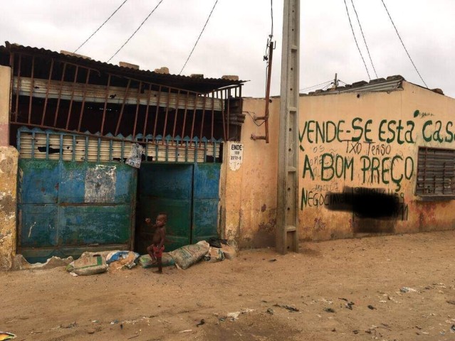 Venda Casa T3 e T1 Extra