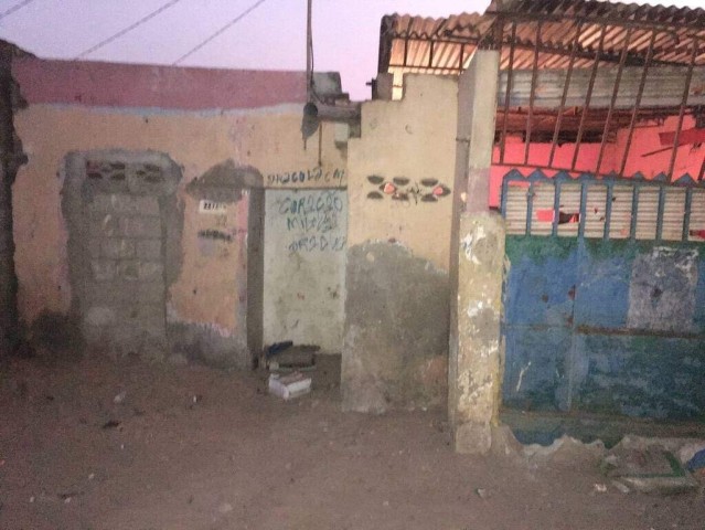 Venda Casa T3 e T1 Extra