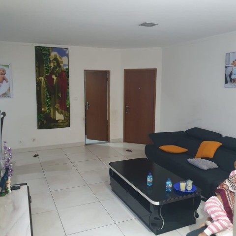 Venda APARTAMENTO T2 NO CONDOMÍNIO VILLAS DE LUANDA (PRÉDIO DA FILDA)