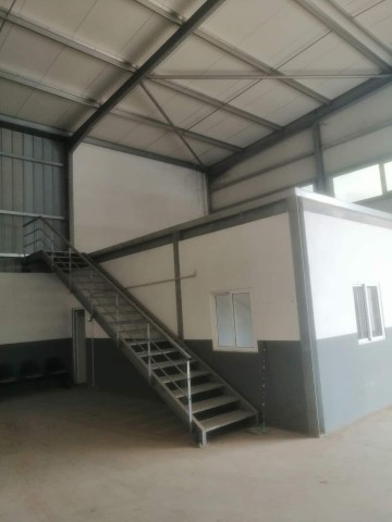 Venda Nave de 800m2, no polo industrial de Viana