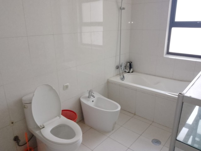 Venda Vivenda V5 dúplex, no condomínio Austin, no Camama