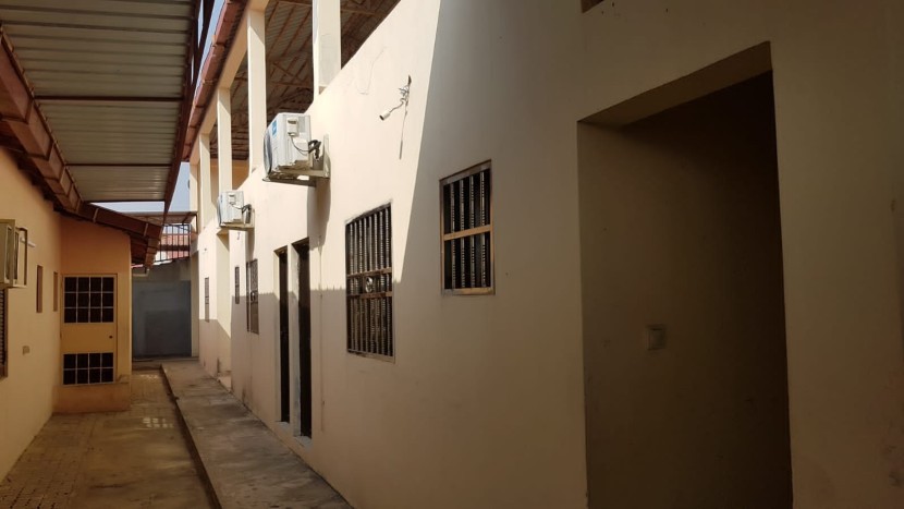 Venda Moradia V4+anexo, no Condomínio Oásis do Camama (BCI)