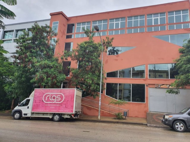 Venda Edifício de 4 pisos, Talatona serviços