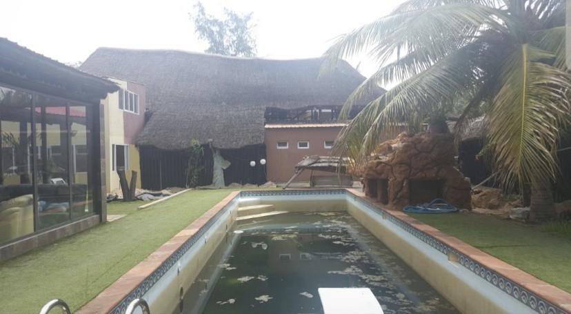 Venda Hotel de 34 quartos no Mussulo serviços