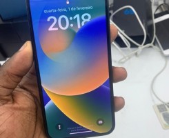 A venda IPhone 14 normal