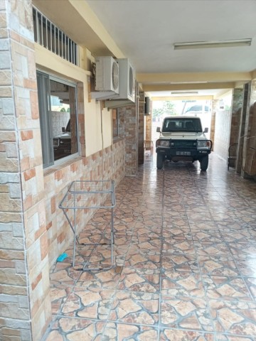 Venda Moradia T4 +Anexo na cidade, Alvalade serviços